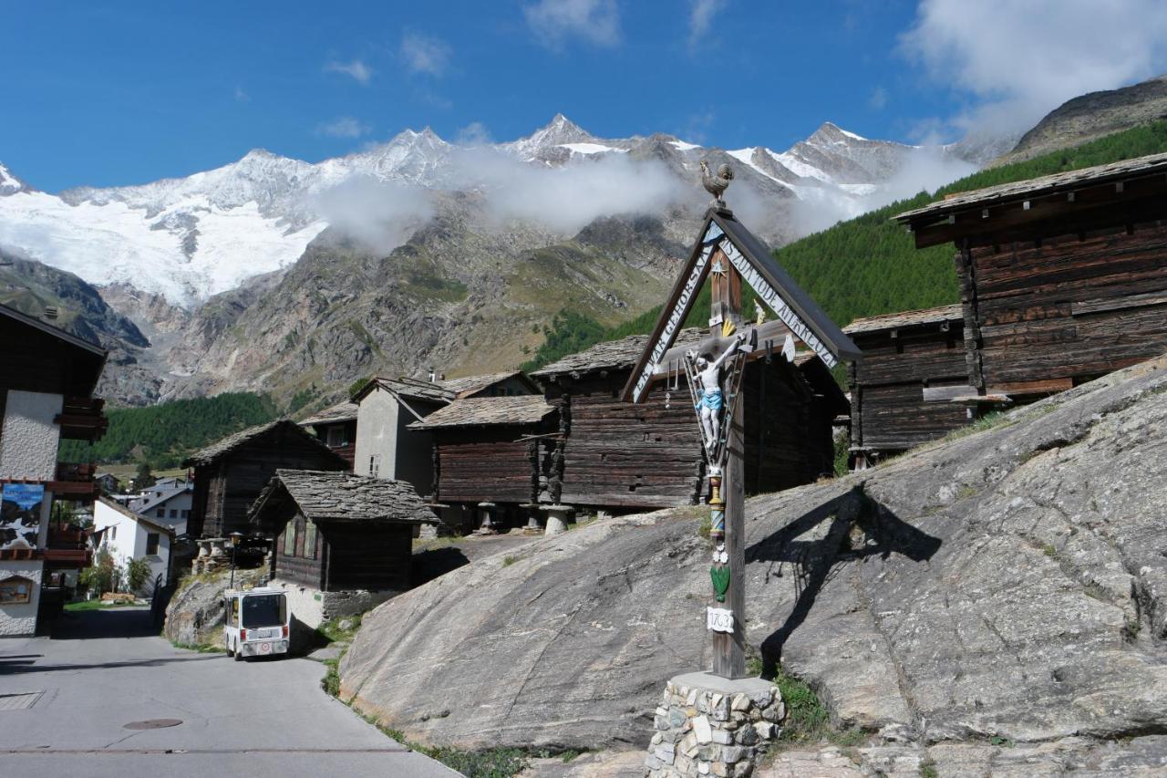 Chalet Birkhahn 萨斯费 外观 照片